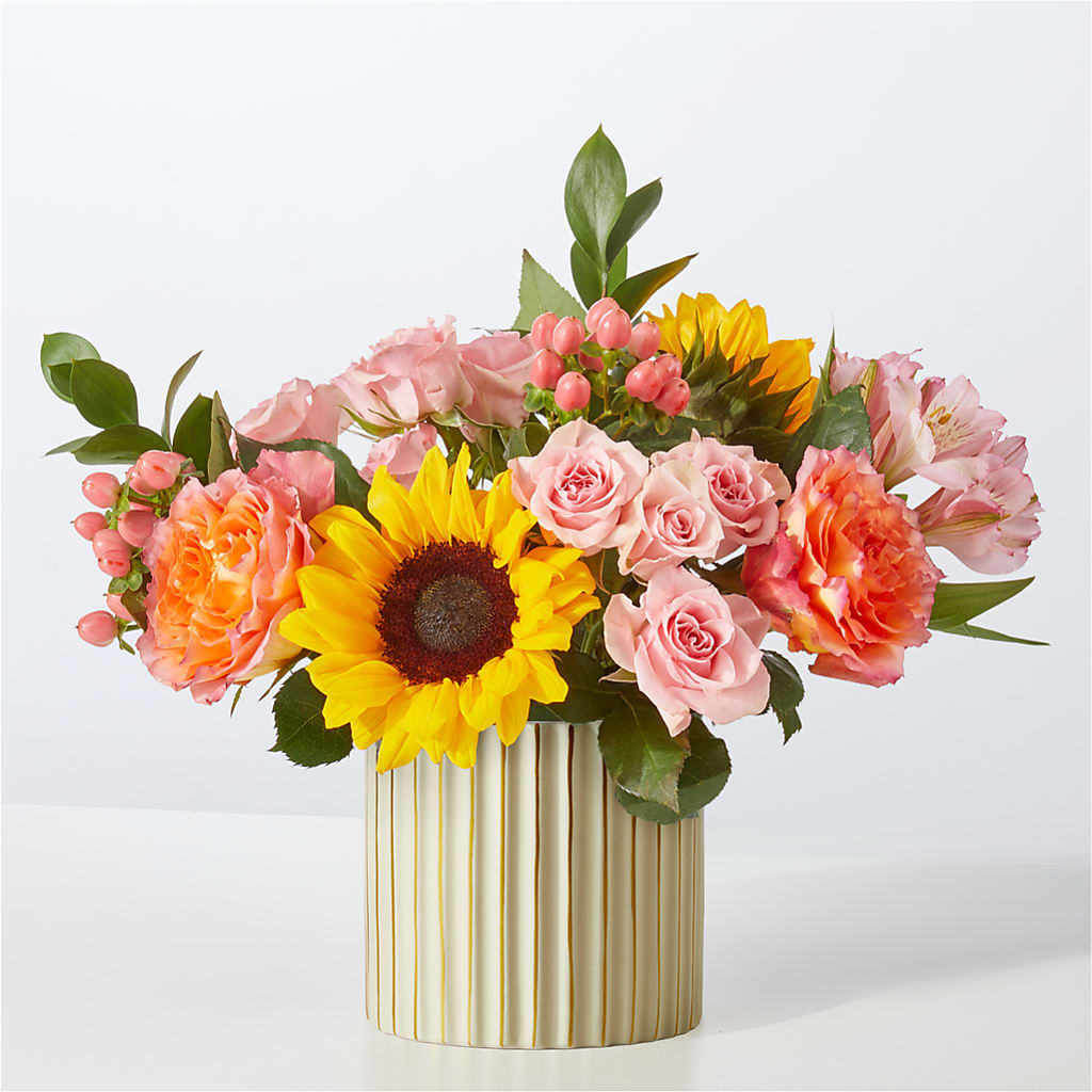 Sun's Out Bouquet – Illusion Flower Shop, Houston TX