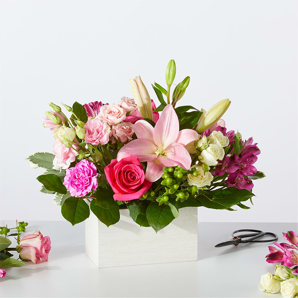 Sweetberry Box – A Florist Original – Illusion Flower Shop, Houston TX
