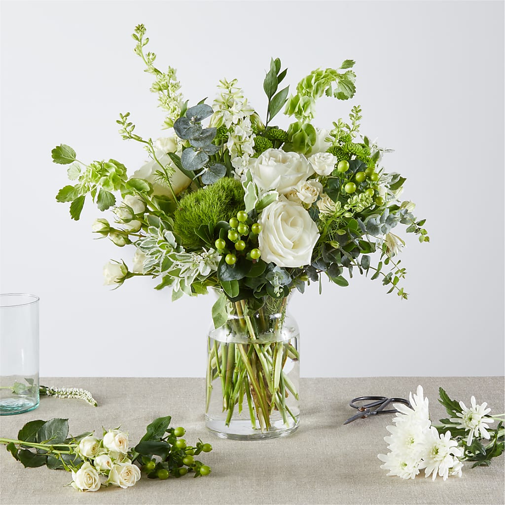 Irish Garden - A Florist Original – Illusion Flower Shop, Houston TX