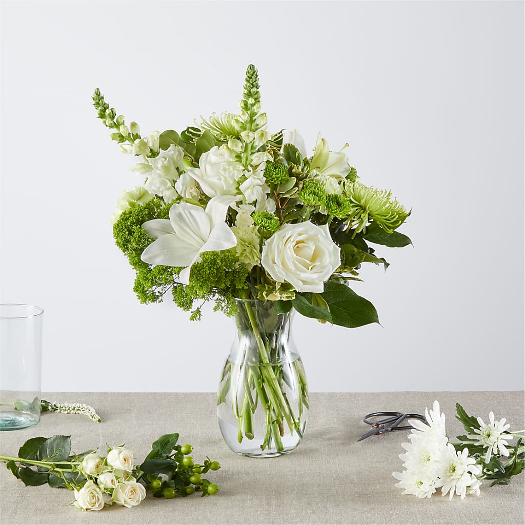 Irish Garden - A Florist Original – Illusion Flower Shop, Houston TX