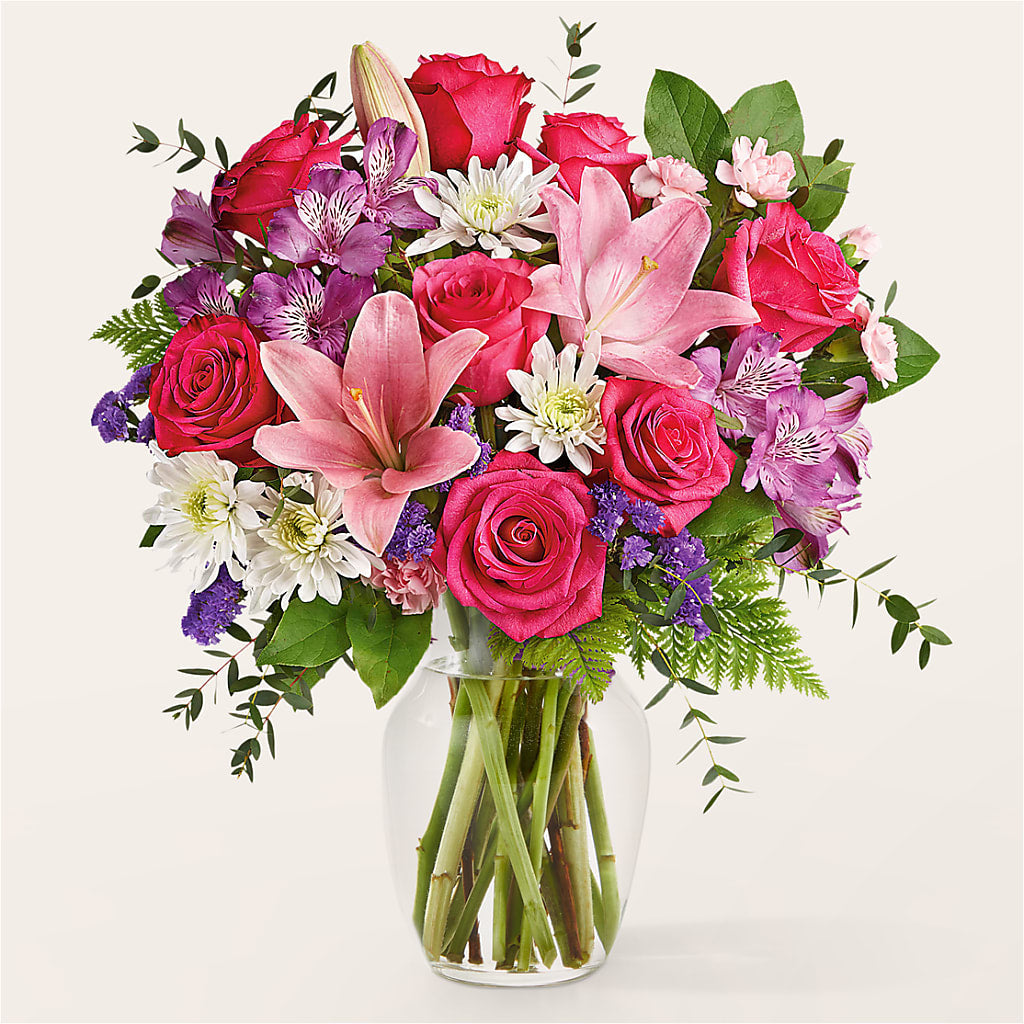 Lace & Pearls Bouquet – Illusion Flower Shop, Houston TX