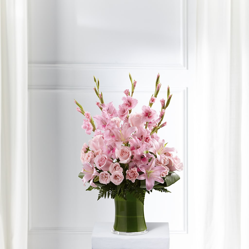 Lovely Tribute Bouquet – Illusion Flower Shop, Houston TX
