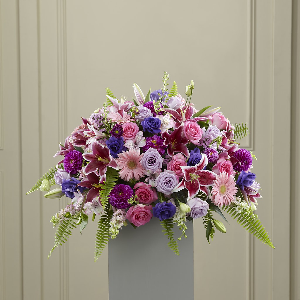 Fare Thee Well Pedestal – Illusion Flower Shop, Houston TX