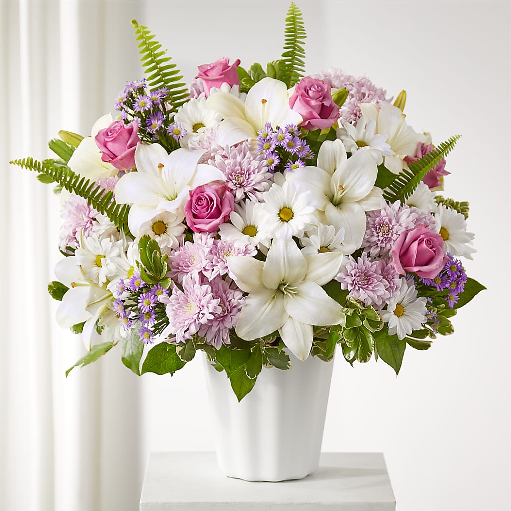 Warmest Thoughts Tabletop Basket – Illusion Flower Shop, Houston TX