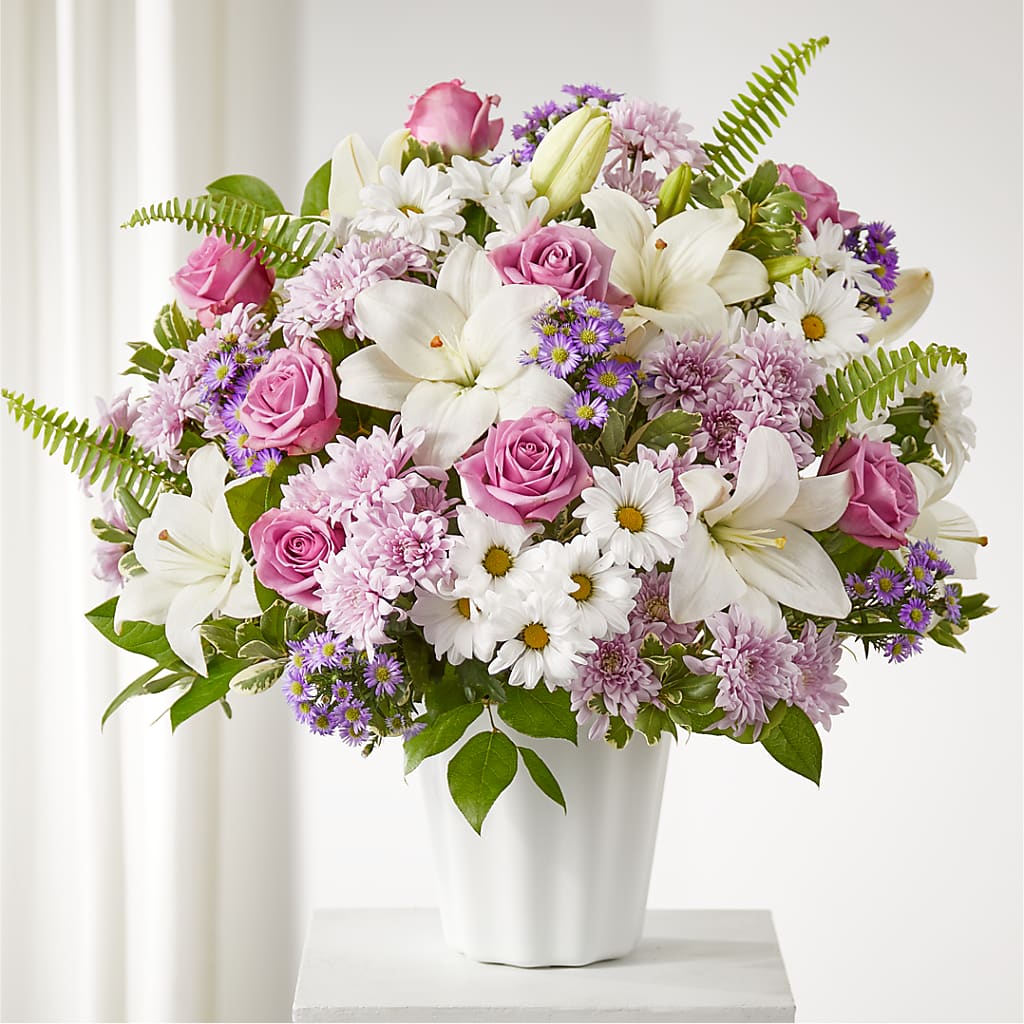 Warmest Thoughts Tabletop Basket – Illusion Flower Shop, Houston TX
