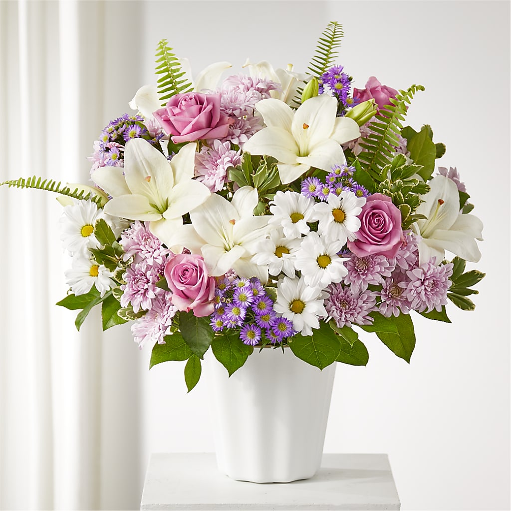 Warmest Thoughts Tabletop Basket – Illusion Flower Shop, Houston TX