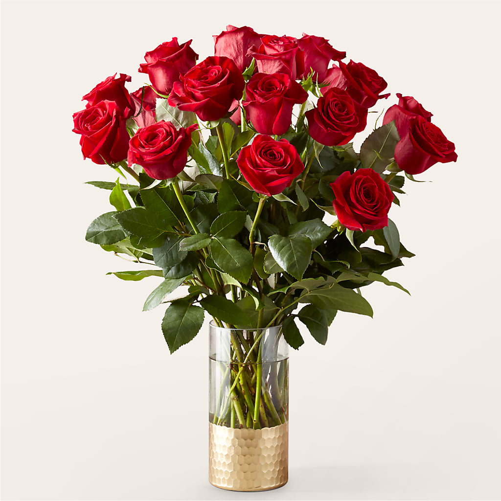 Classic Love Red Rose Bouquet – Illusion Flower Shop, Houston TX