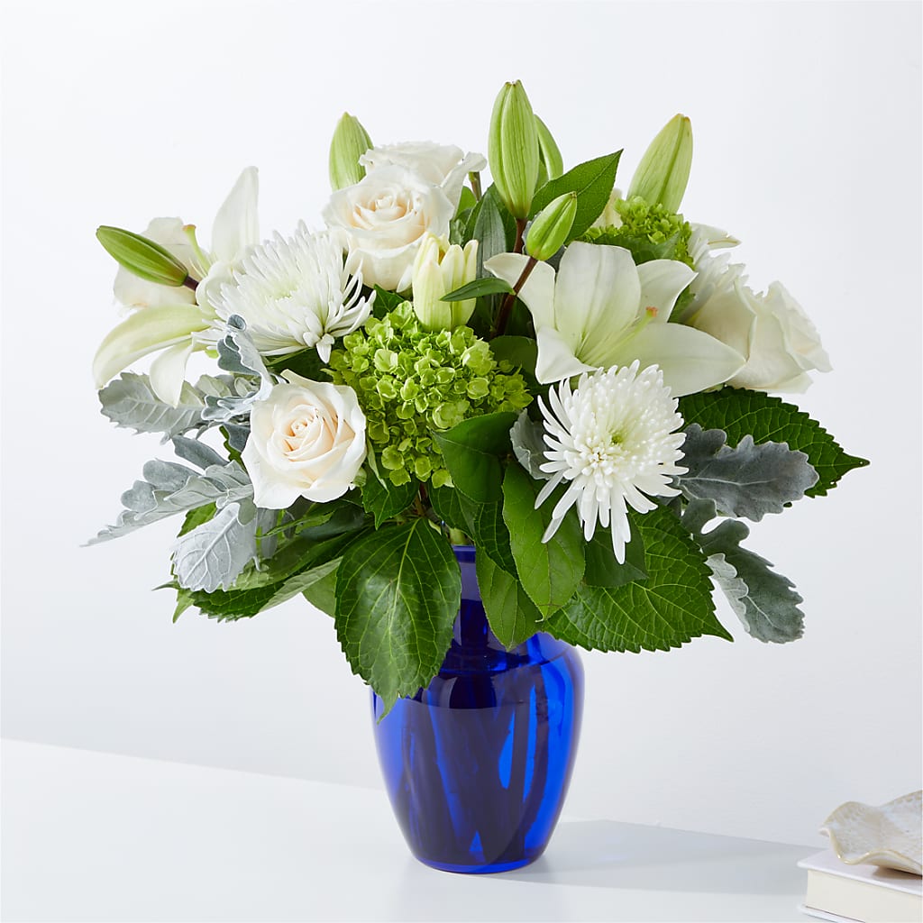 Snowy Dreams Bouquet – Illusion Flower Shop, Houston TX
