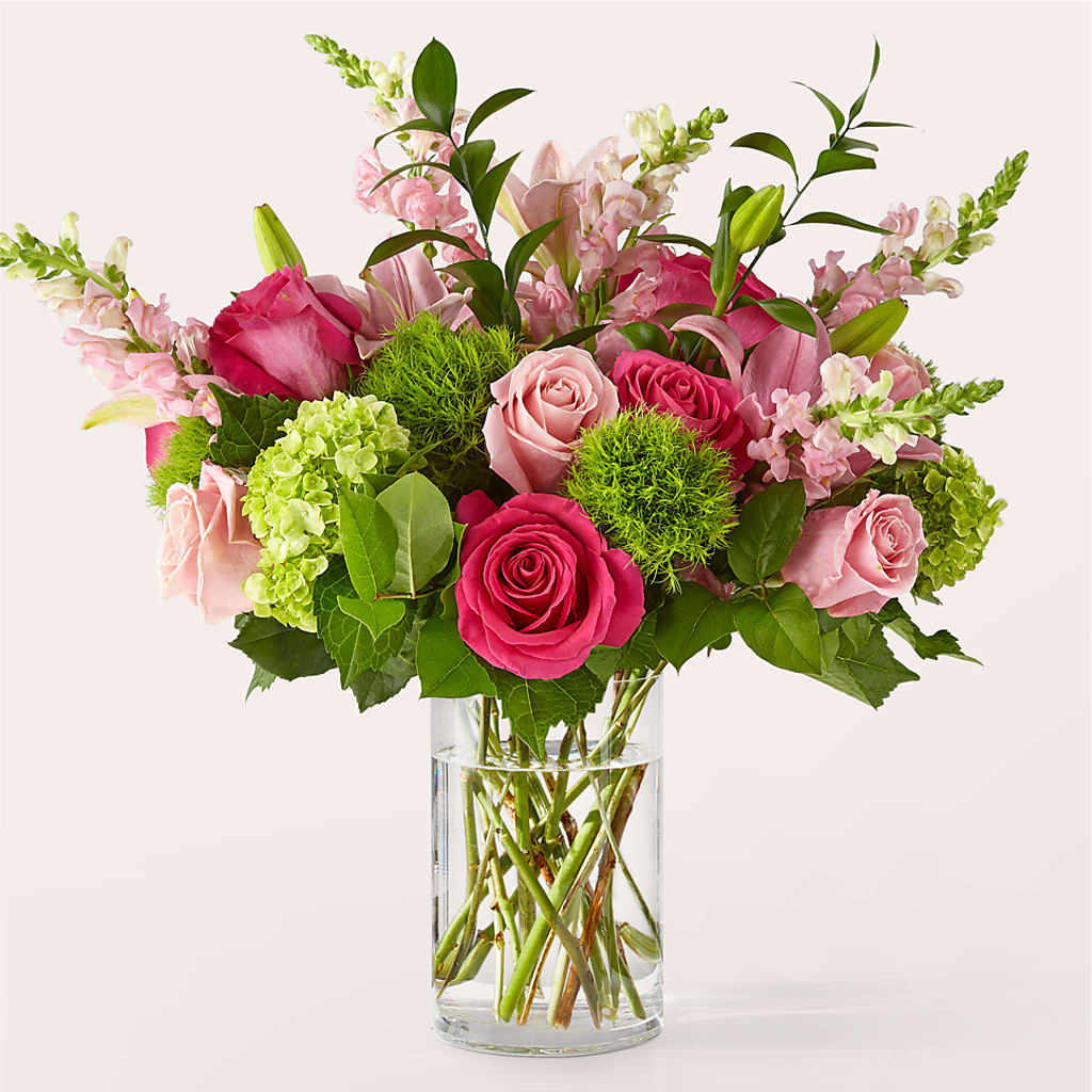 Fit for a Queen Luxury Bouquet – Illusion Flower Shop, Houston TX