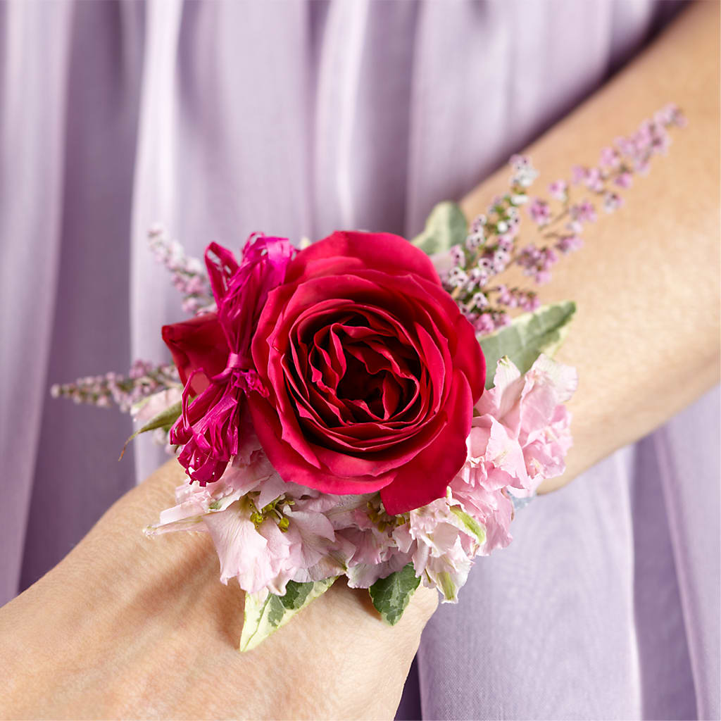 Rose Charm Corsage – Illusion Flower Shop, Houston TX