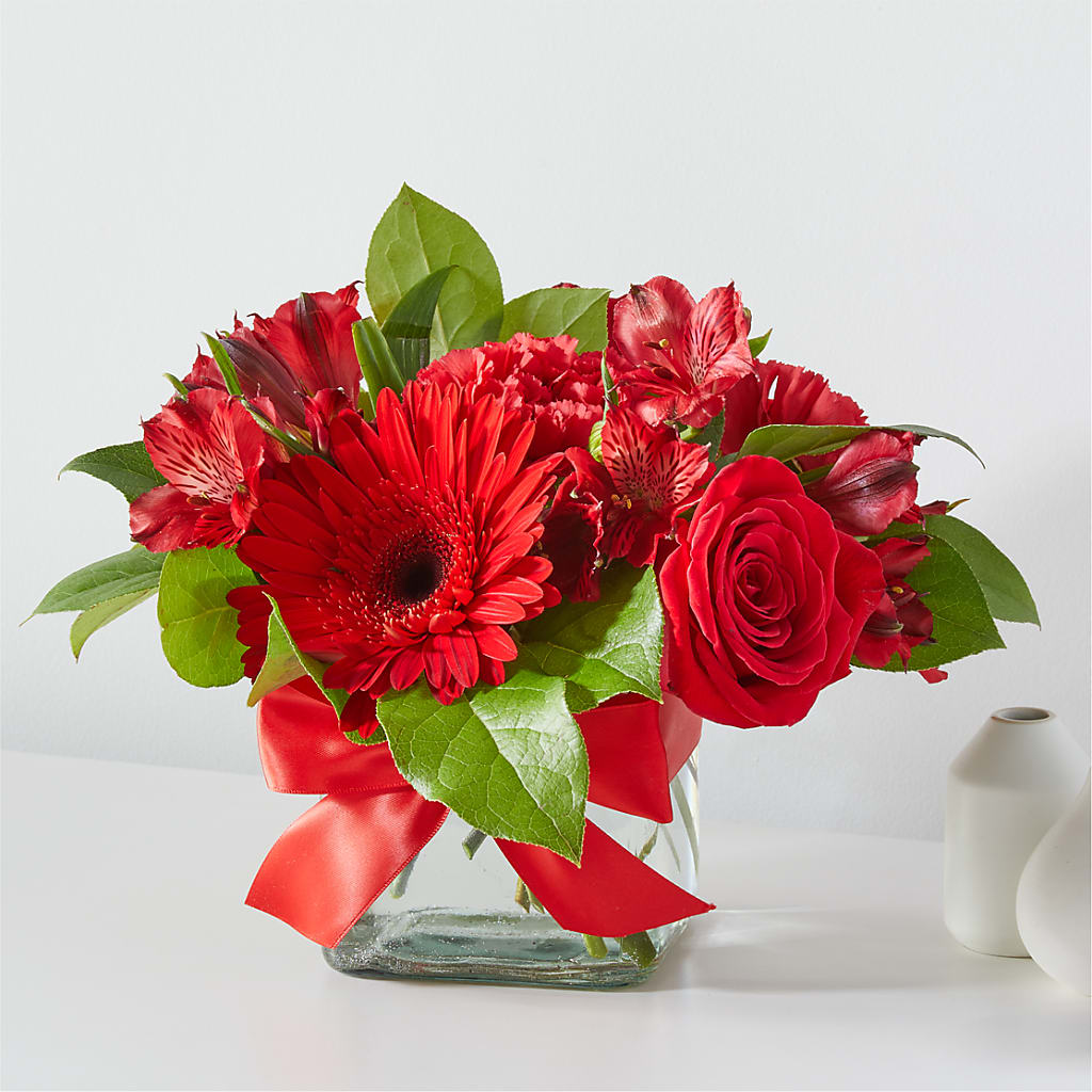 Red Hot Bouquet – Illusion Flower Shop, Houston TX