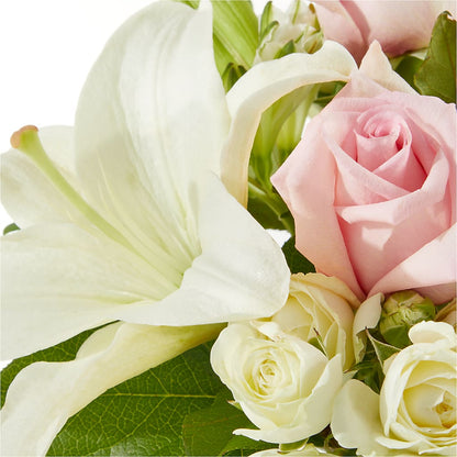 Kindhearted Bouquet –  Illusion Flower Shop, Houston TX