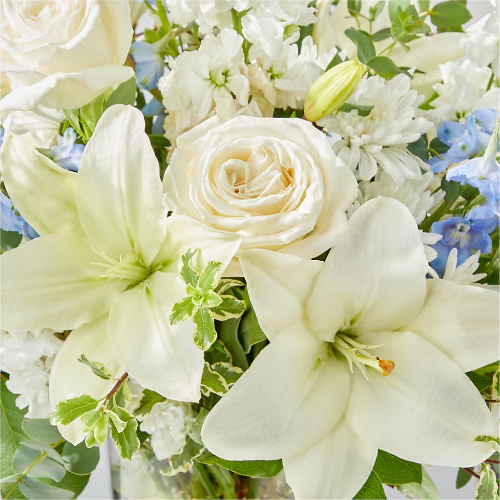 Peace of Mind Bouquet –  Illusion Flower Shop, Houston TX