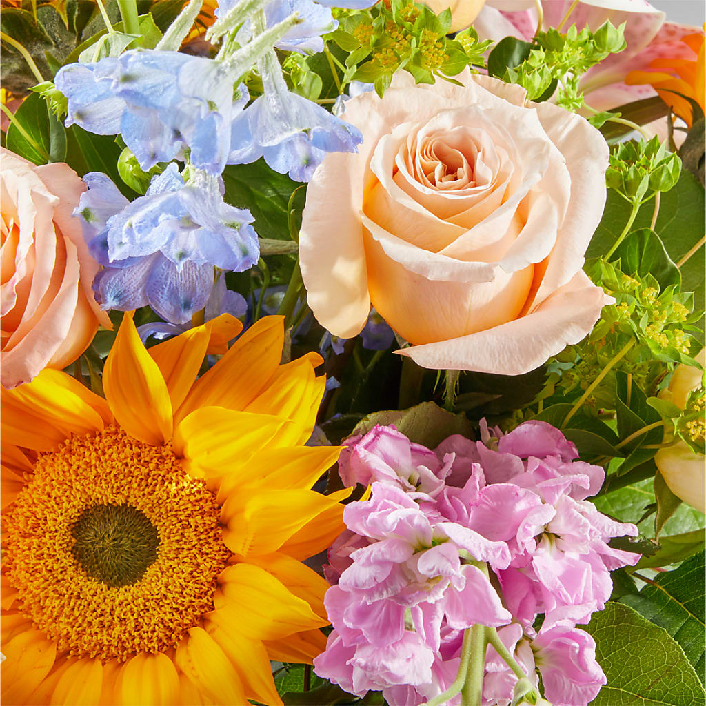 Dreamy Meadows Bouquet –  Illusion Flower Shop, Houston TX