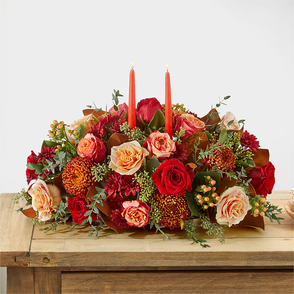 Gather Near Centerpiece –  Illusion Flower Shop, Houston TX