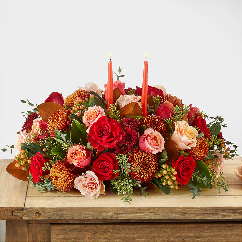 Gather Near Centerpiece –  Illusion Flower Shop, Houston TX